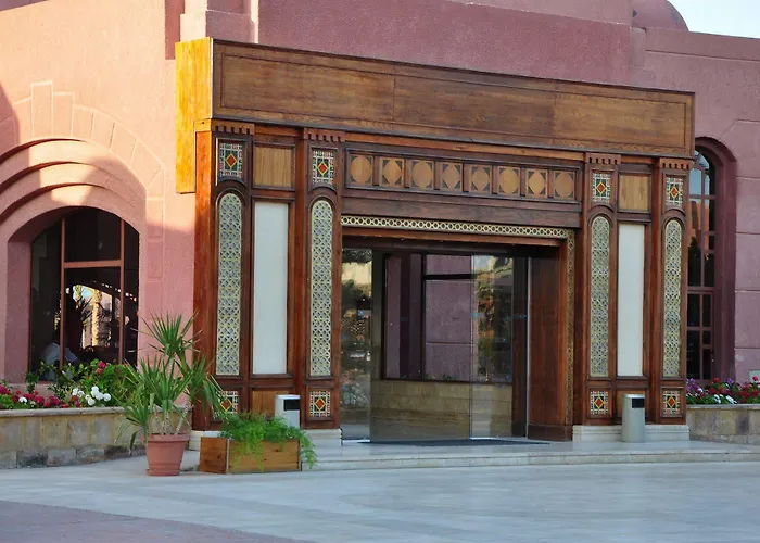 Üdülőközpont Swisstouch Oriental 4*